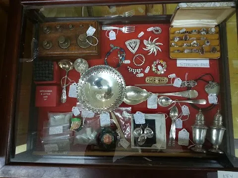 Summerville Antique Gallery