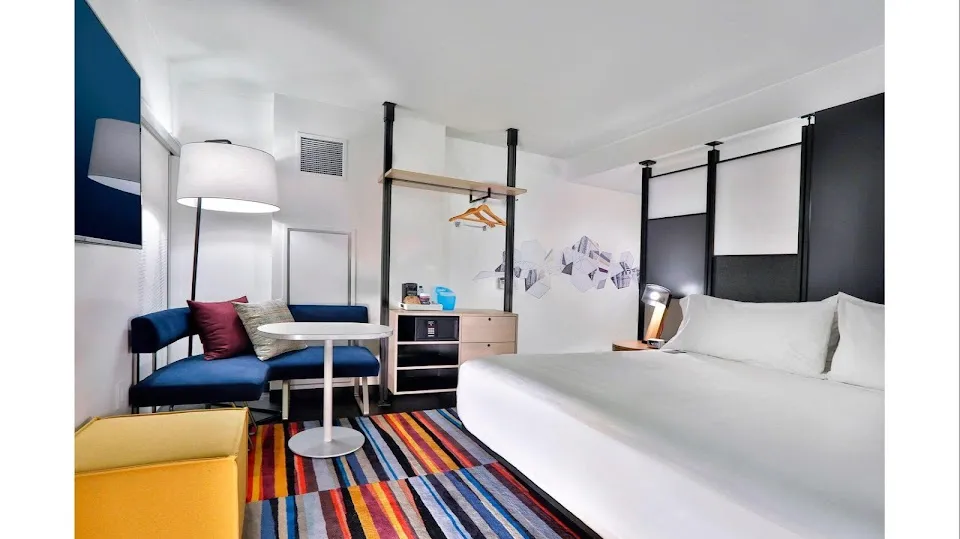 Aloft by Marriott Savannah Downtown Historic District