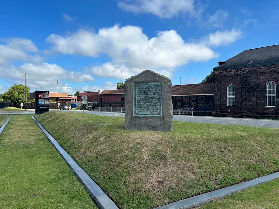 Tricentennial Park