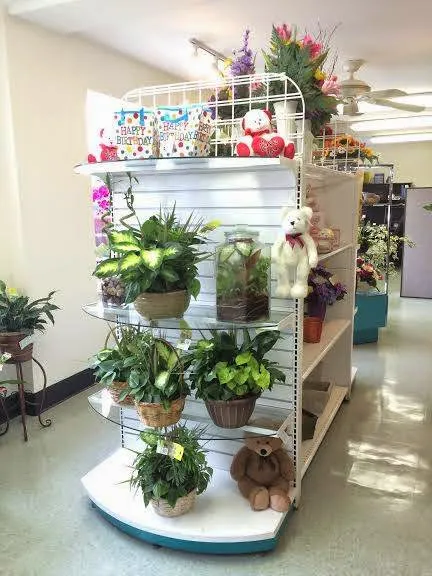 Wood's Flowers and Gifts
