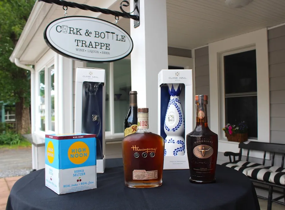 Cork & Bottle Trappe