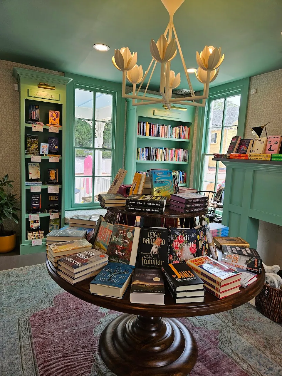 Book Hounds