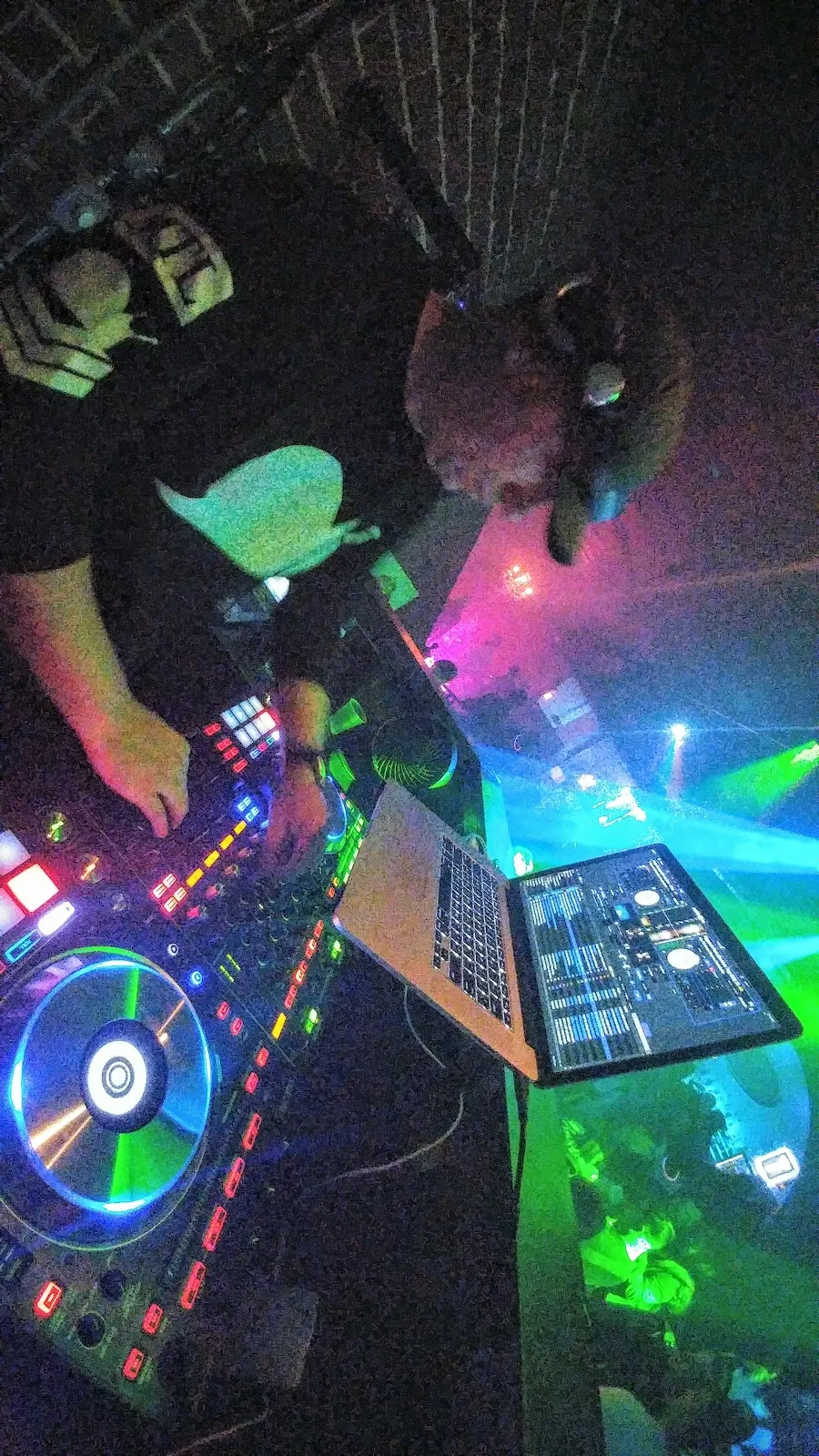 Club 51 Degrees