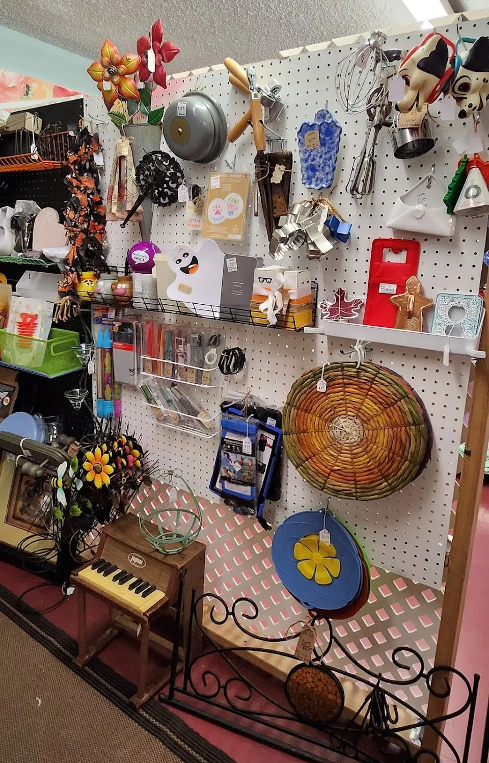 Hidden Treasures Marketplace
