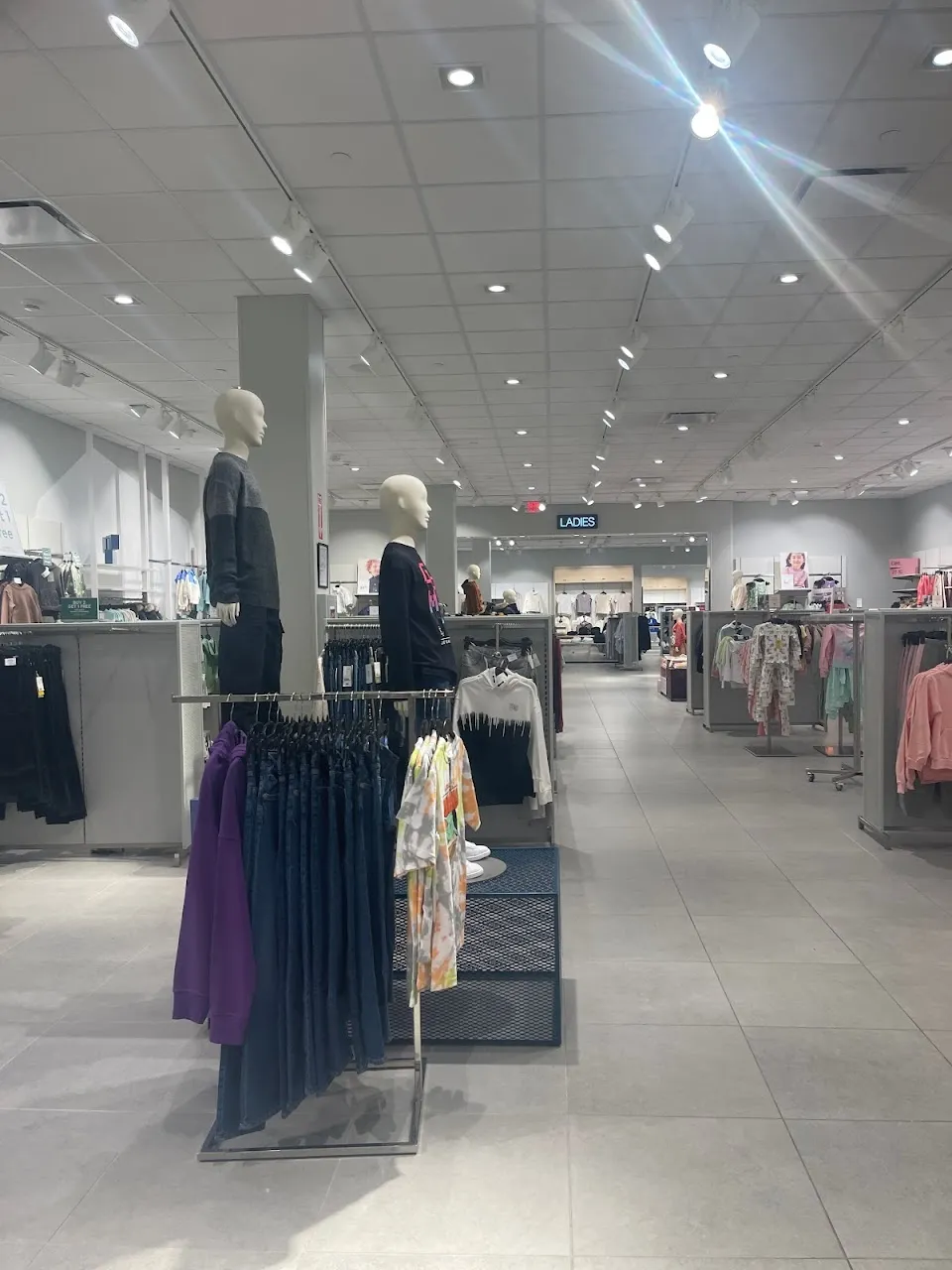 H&M