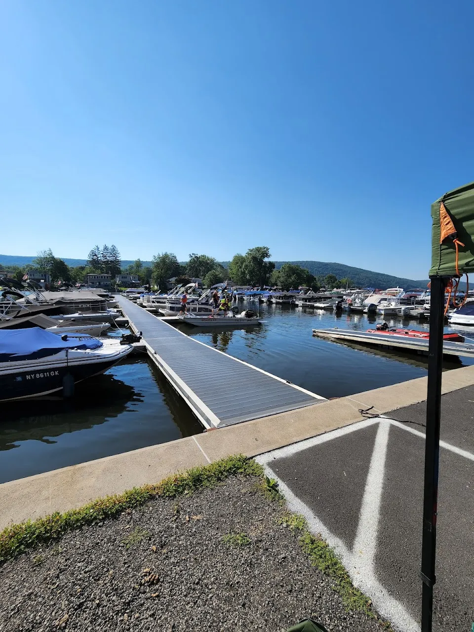 DeFeo's Marina