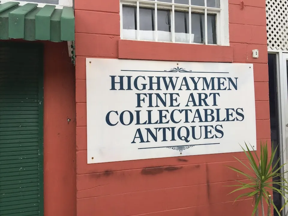 Antiques & Arts - Highwaymen Gallery