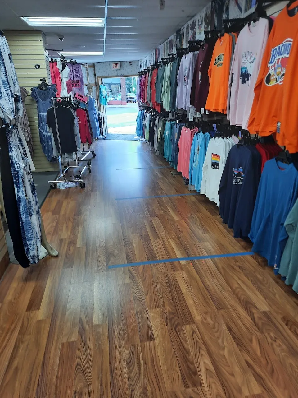 Lake View T's