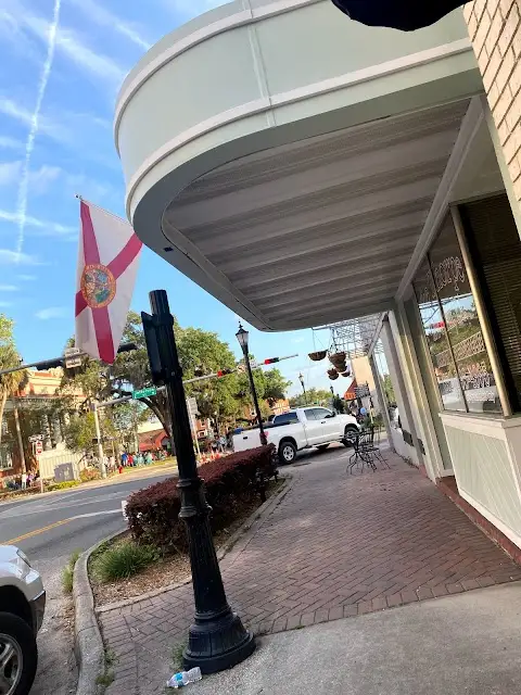 Spa 105 on Main