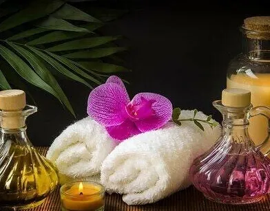 Green Leaf Massage