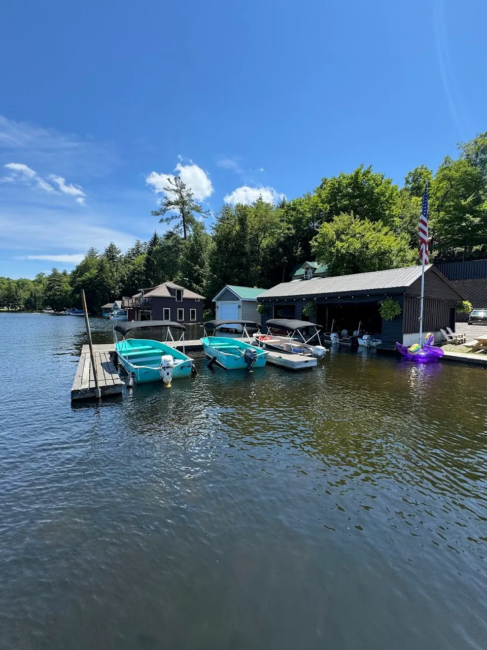 Rivett's Old Forge Marina & Boat Rentals