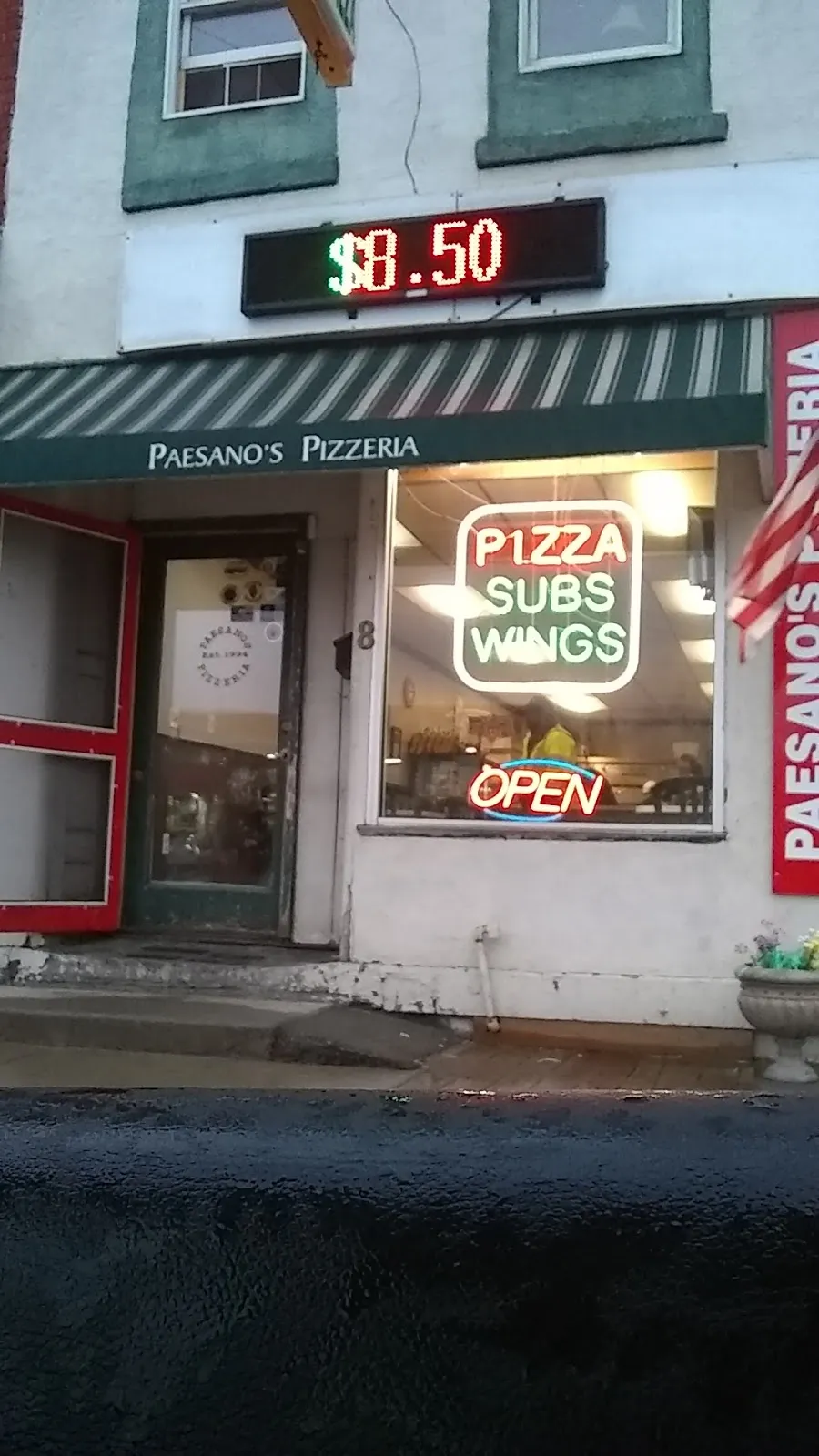 Paesano's Pizzeria