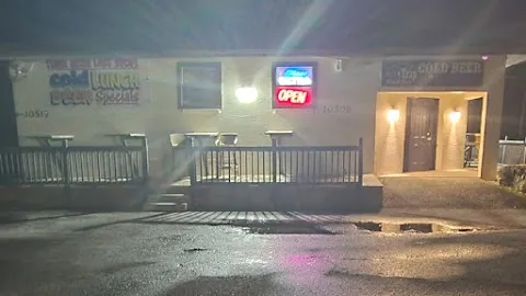 Sand Trap Bar & Grill