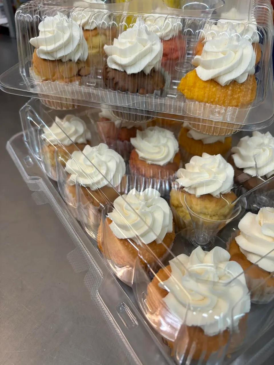 Artist's Way Cakes & More
