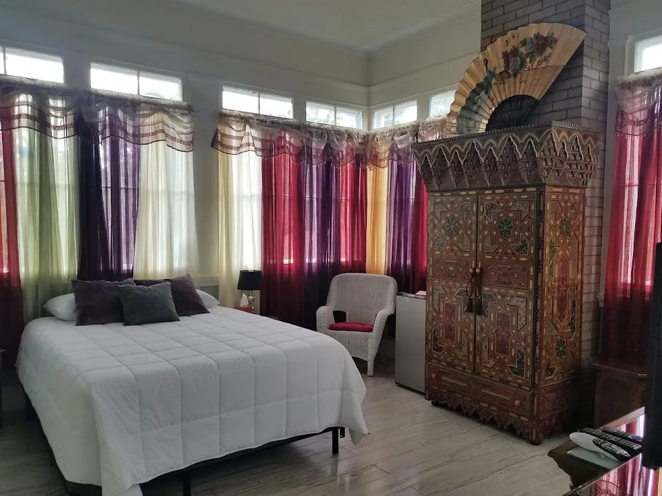 1912 Bed and Breakfast