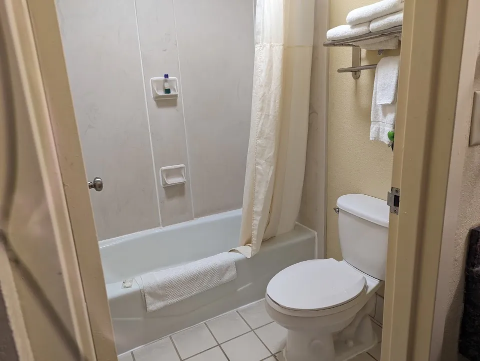 Quality Inn Savannah Midtown