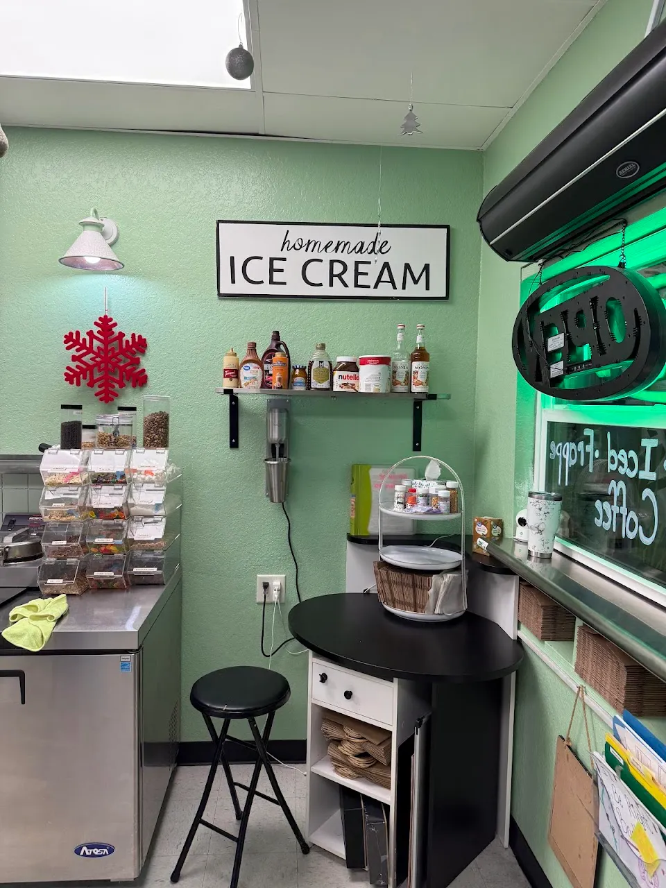 Cotee River Creamery & Desserts Spring Hill FL