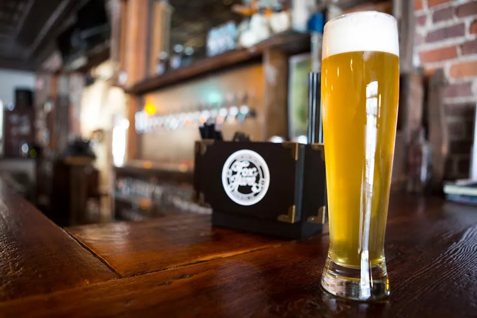 Fox N Hare Brewing Co.