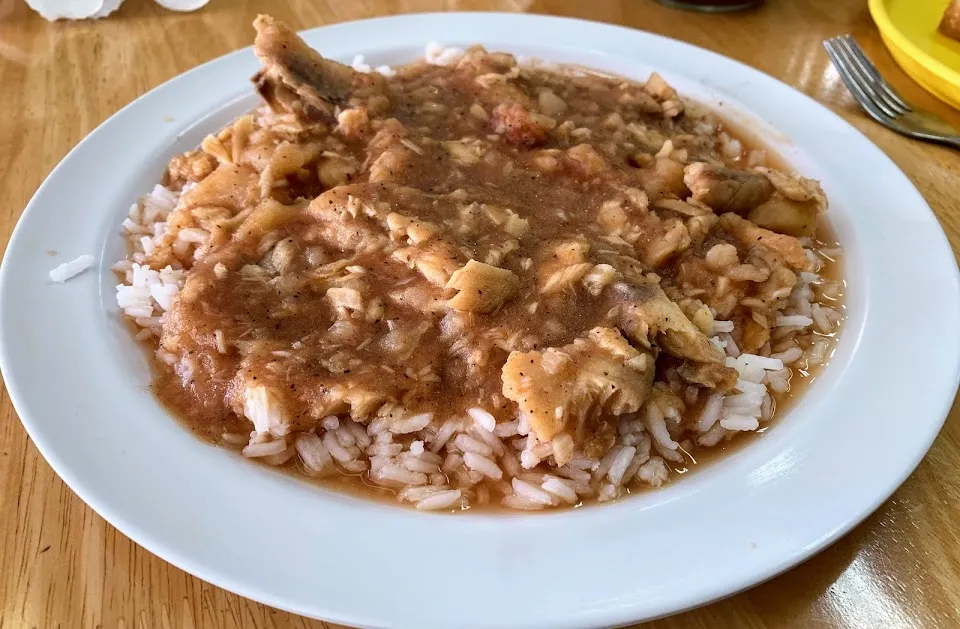 Pearl's Harbor Seafood & Grill