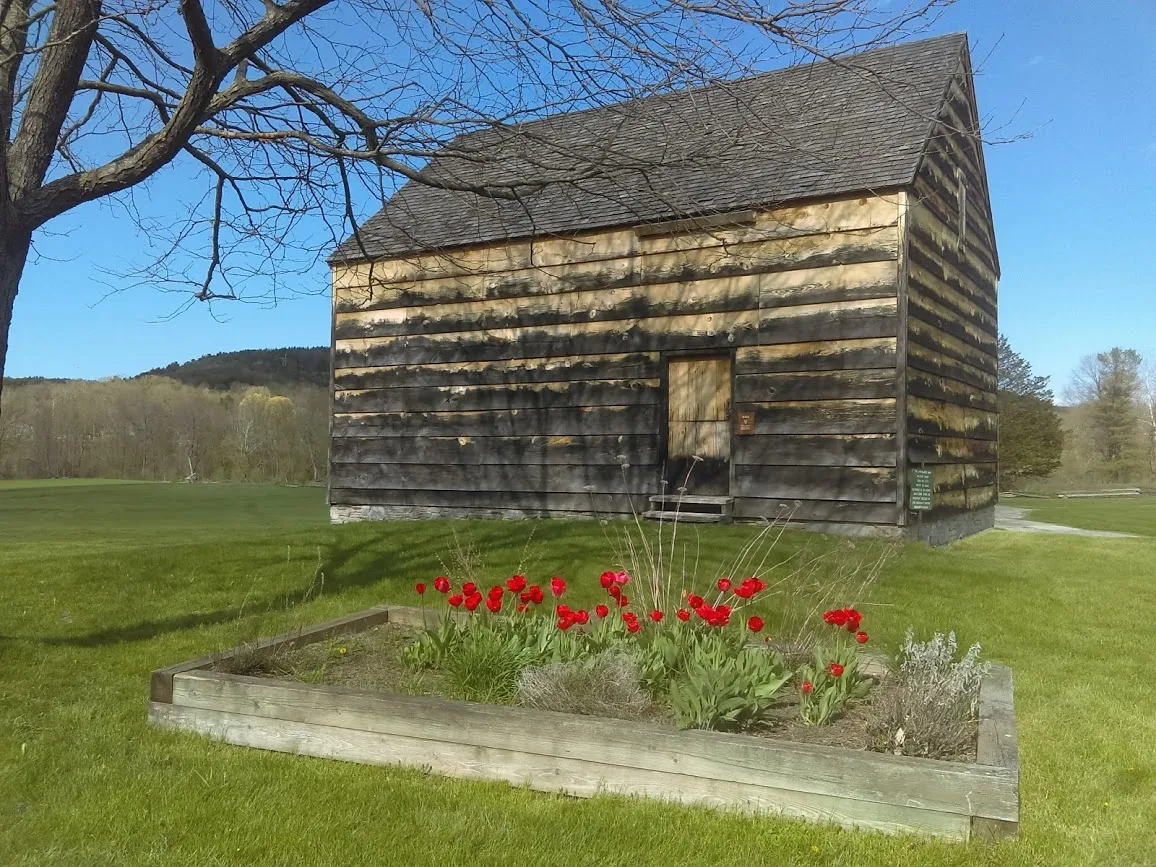 Old Stone Fort Museum
