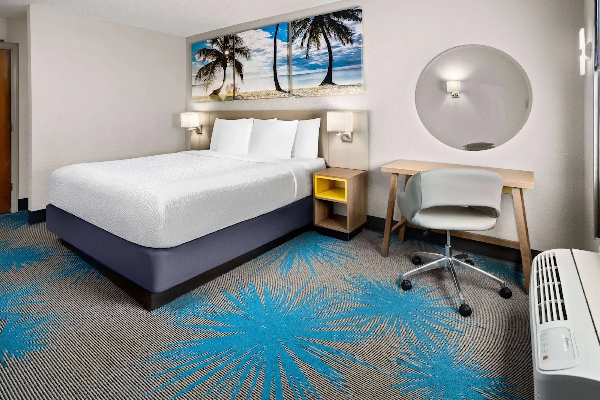 Days Inn by Wyndham Acworth