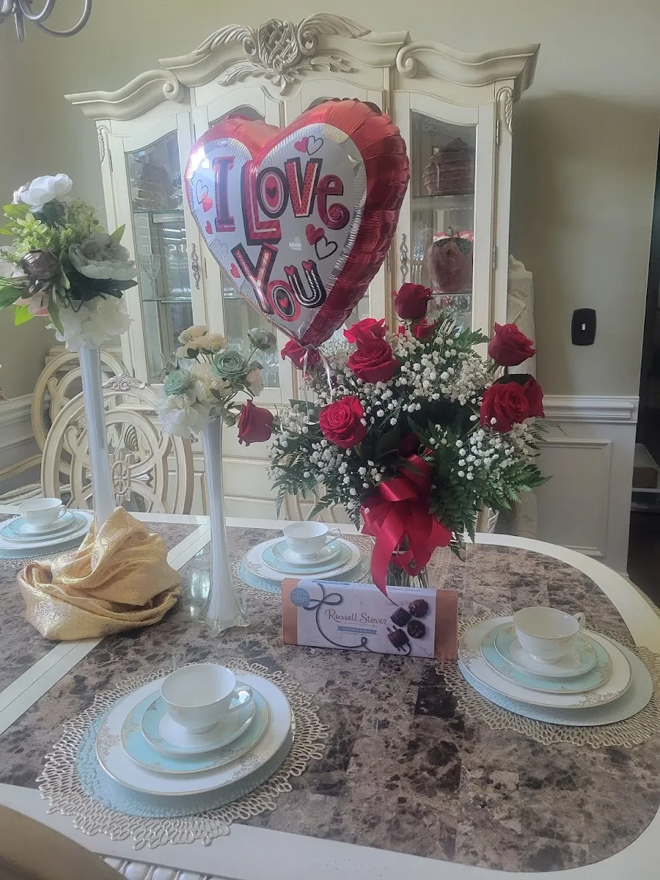 Johnson's Florist & Balloon Co.