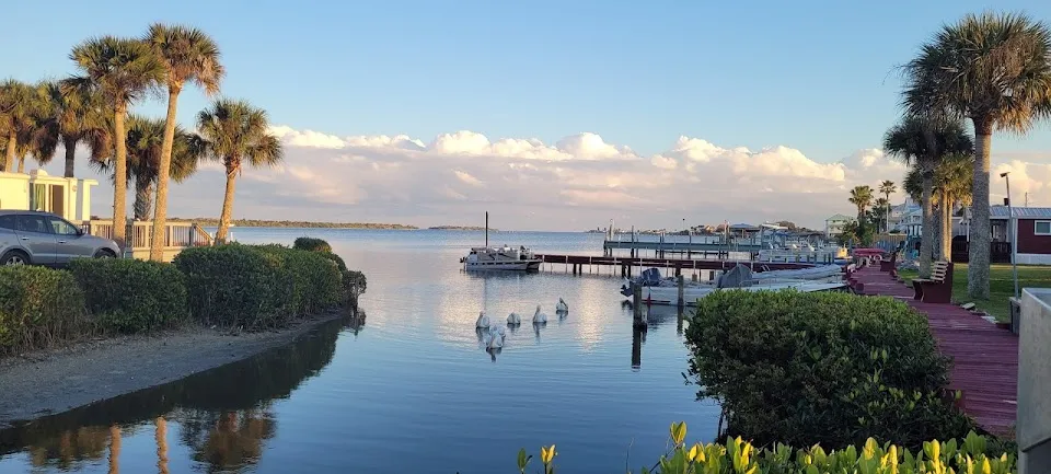 Lathrom's Landing RV Park & Fish Camp
