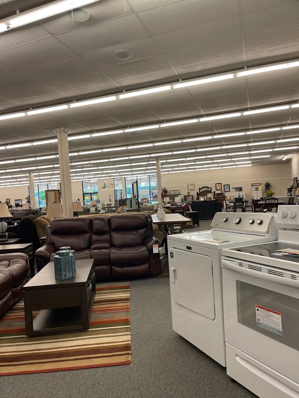 Farmers Home Furniture | Lake City, SC