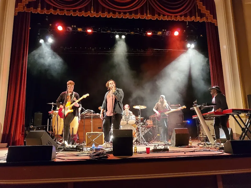 Lyric Theatre