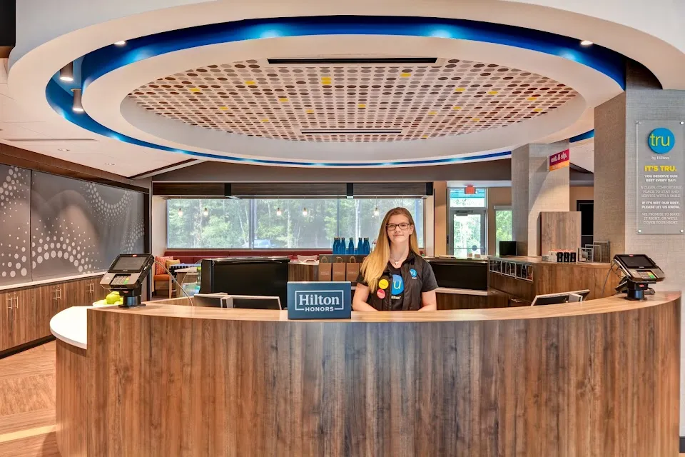 Tru by Hilton Middletown