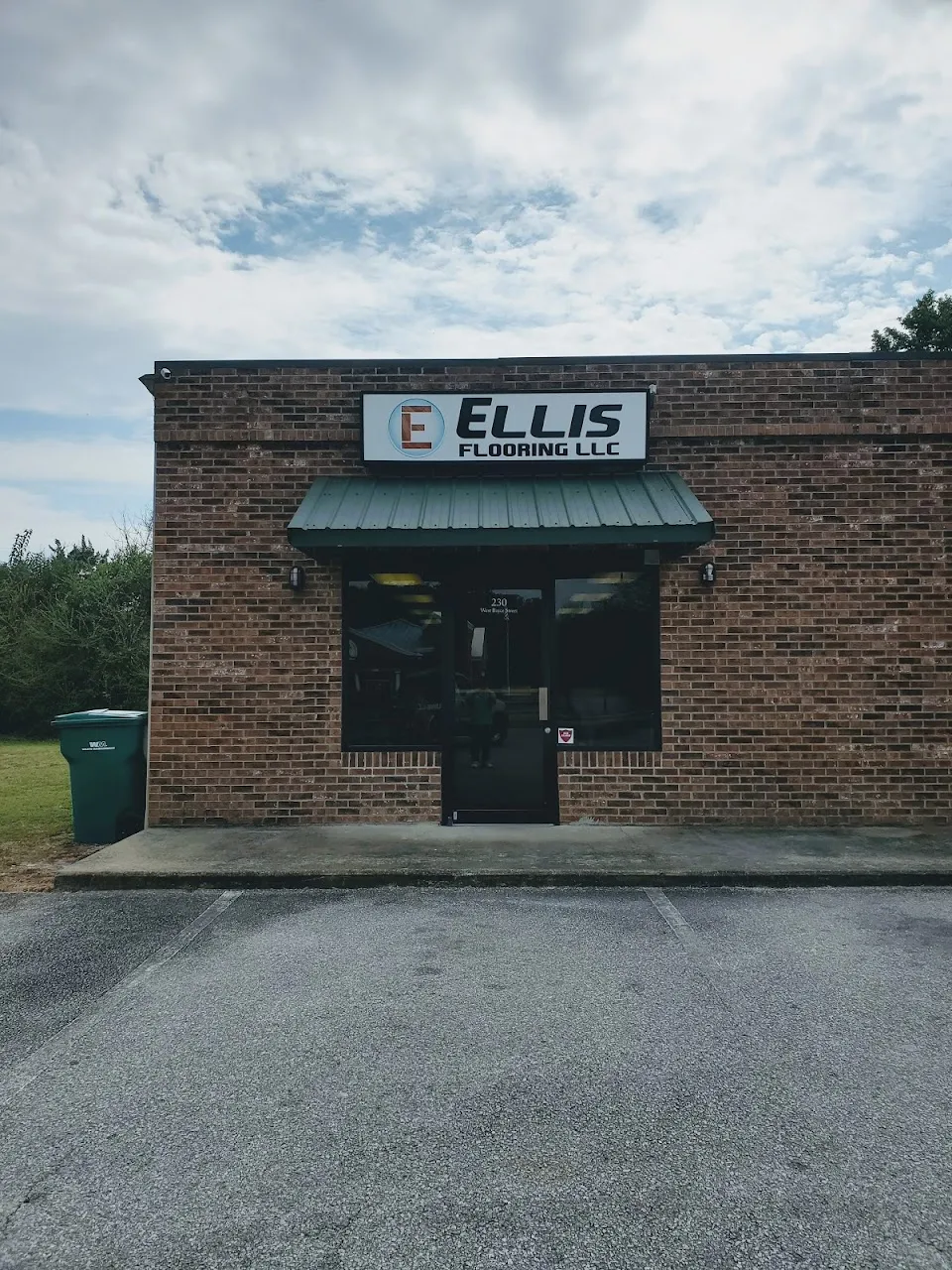 Ellis Flooring & Cabinetry LLC
