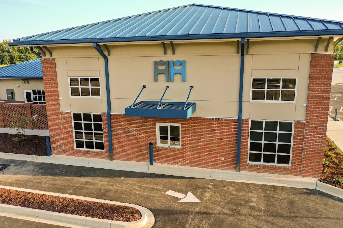 HopeHealth on Pine Needles Road