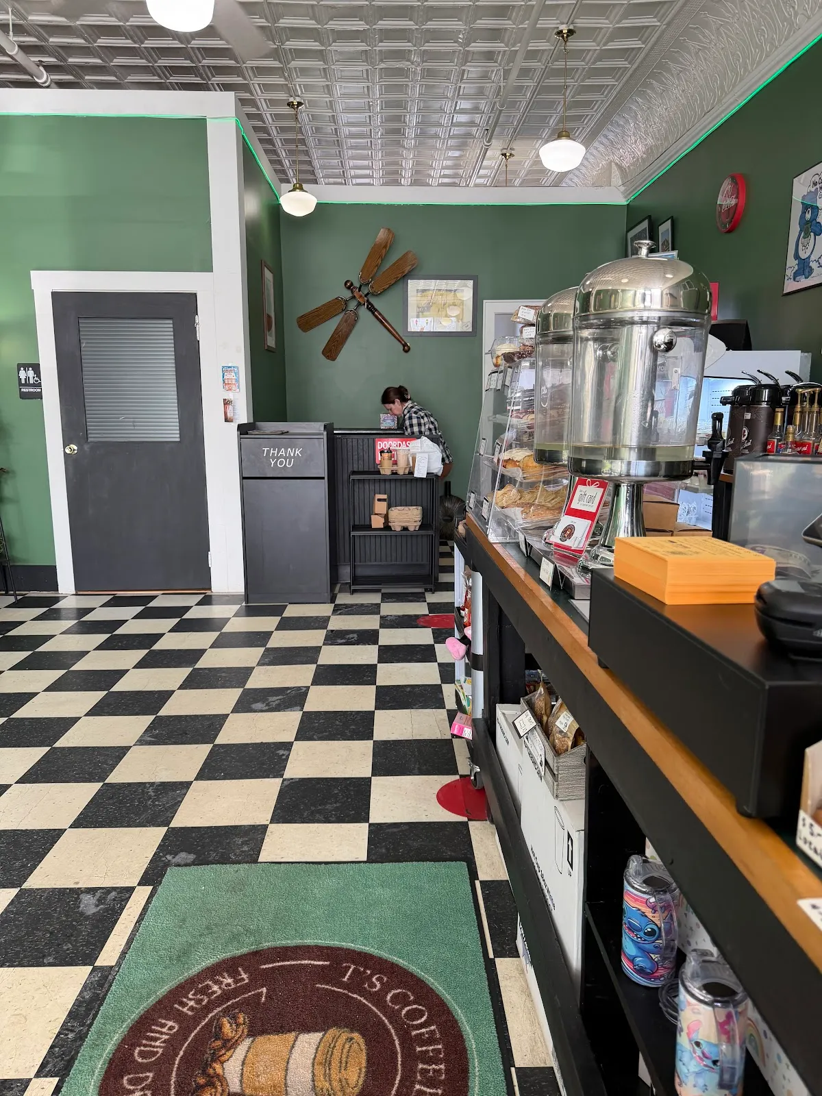 T's Coffee Shop