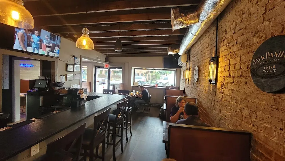 Ball Ground Tavern