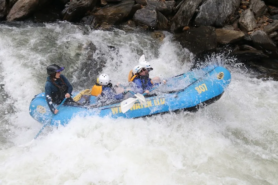 Wildwater Chattooga: Rafting & Canopy Tours
