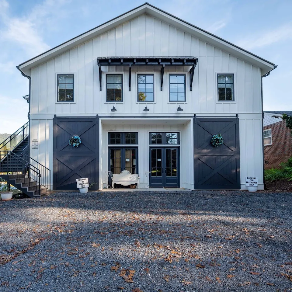 Lofts Off Main