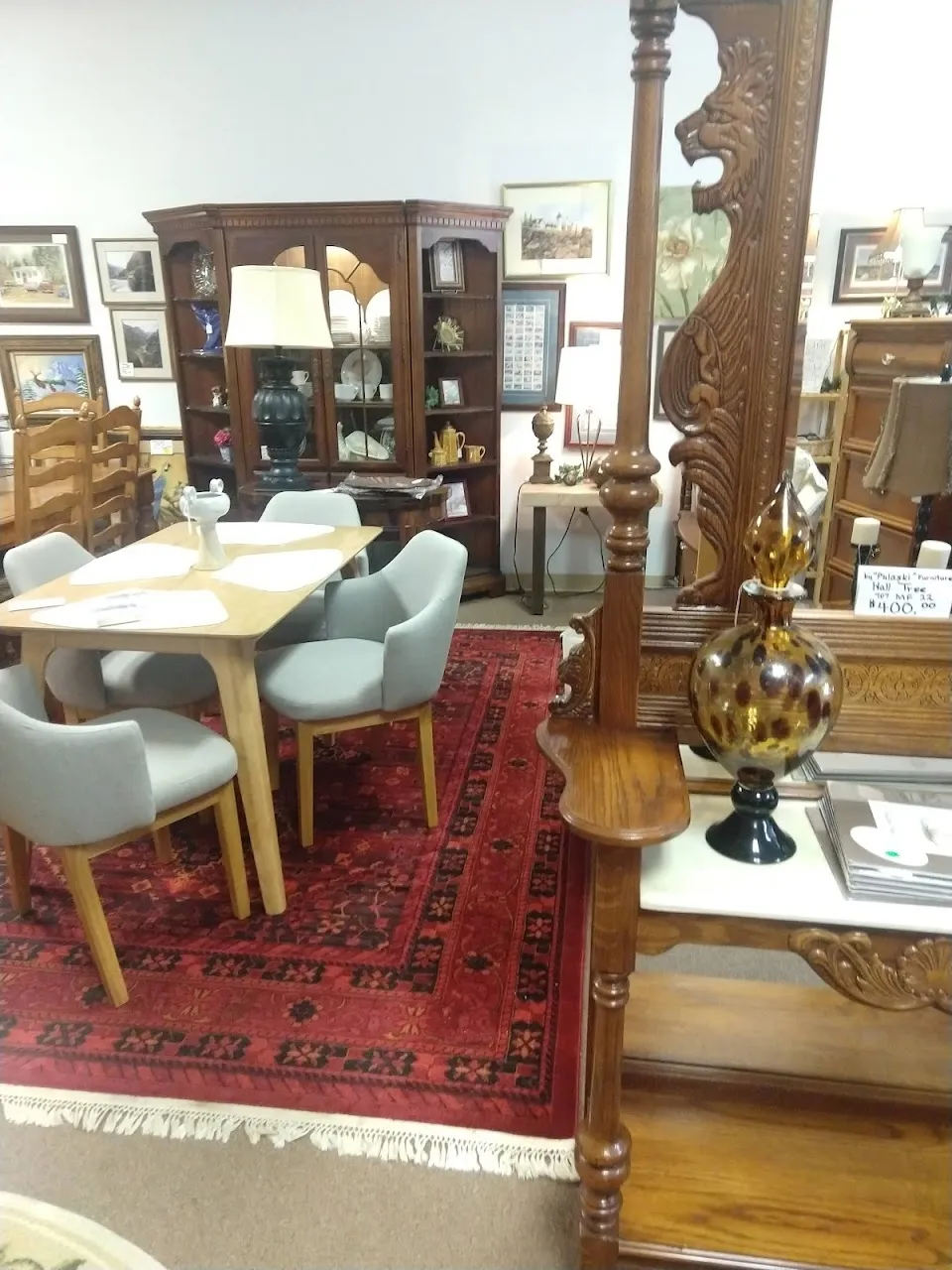 Mine & Yours Upscale Resale