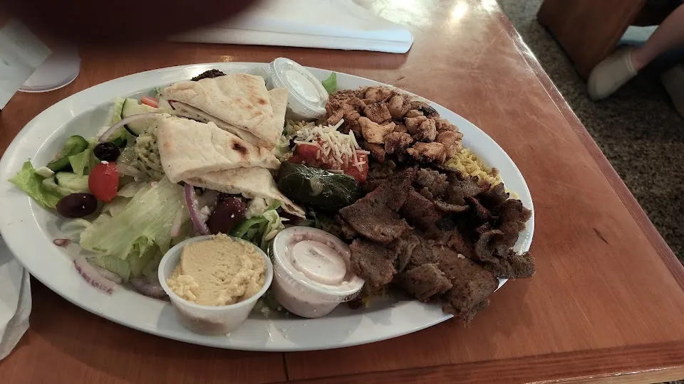 Greeko’s Grill & Cafe