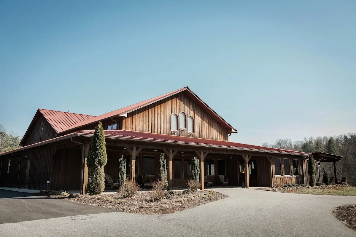 Luna's Trail Farm and Event Center