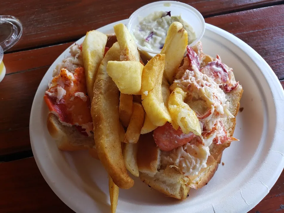 Hernando Beach Tropical Grille