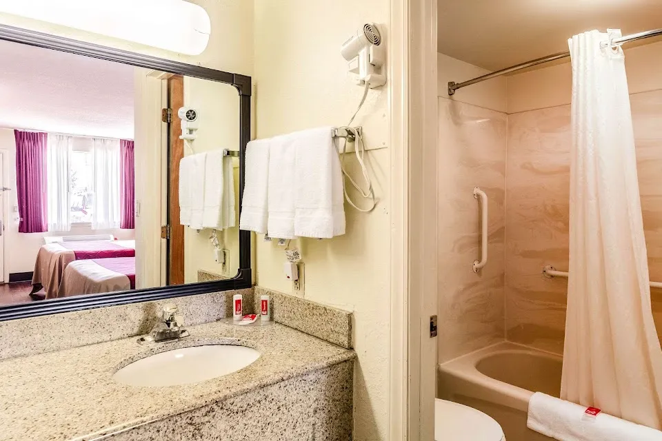 Econo Lodge Christiansburg-Blacksburg I-81