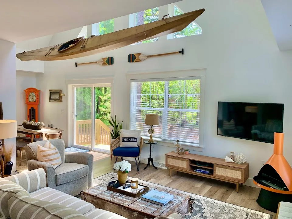 Nauti Hideaway