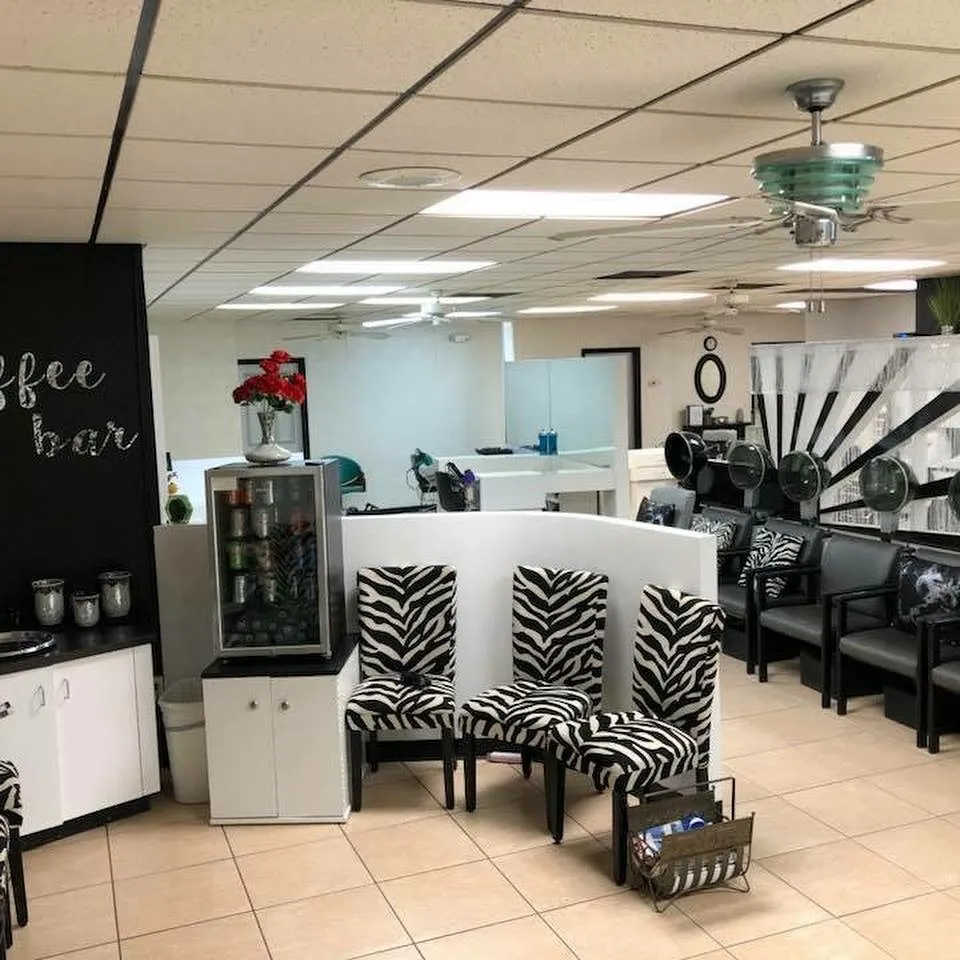 Nikkole Michaels Salon & Spa