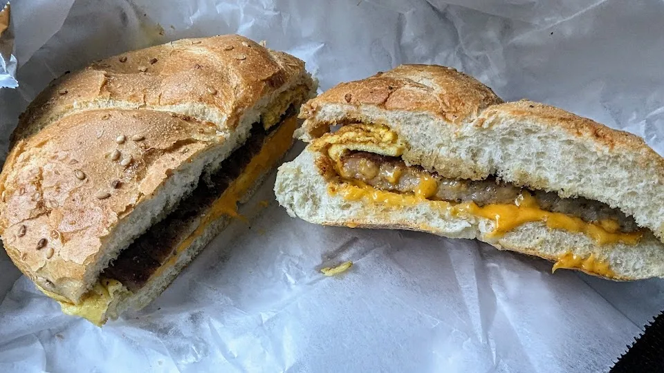 Larry's Deli