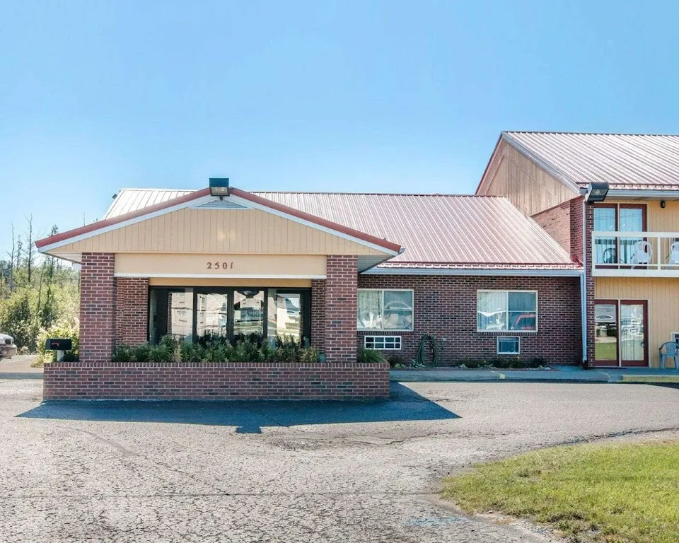 Econo Lodge Cadillac