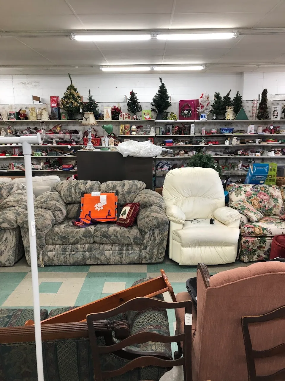 Broad Street Thrift Store