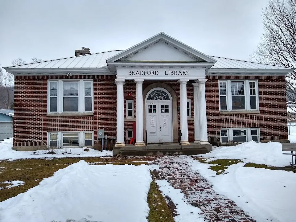 Newport Free Library