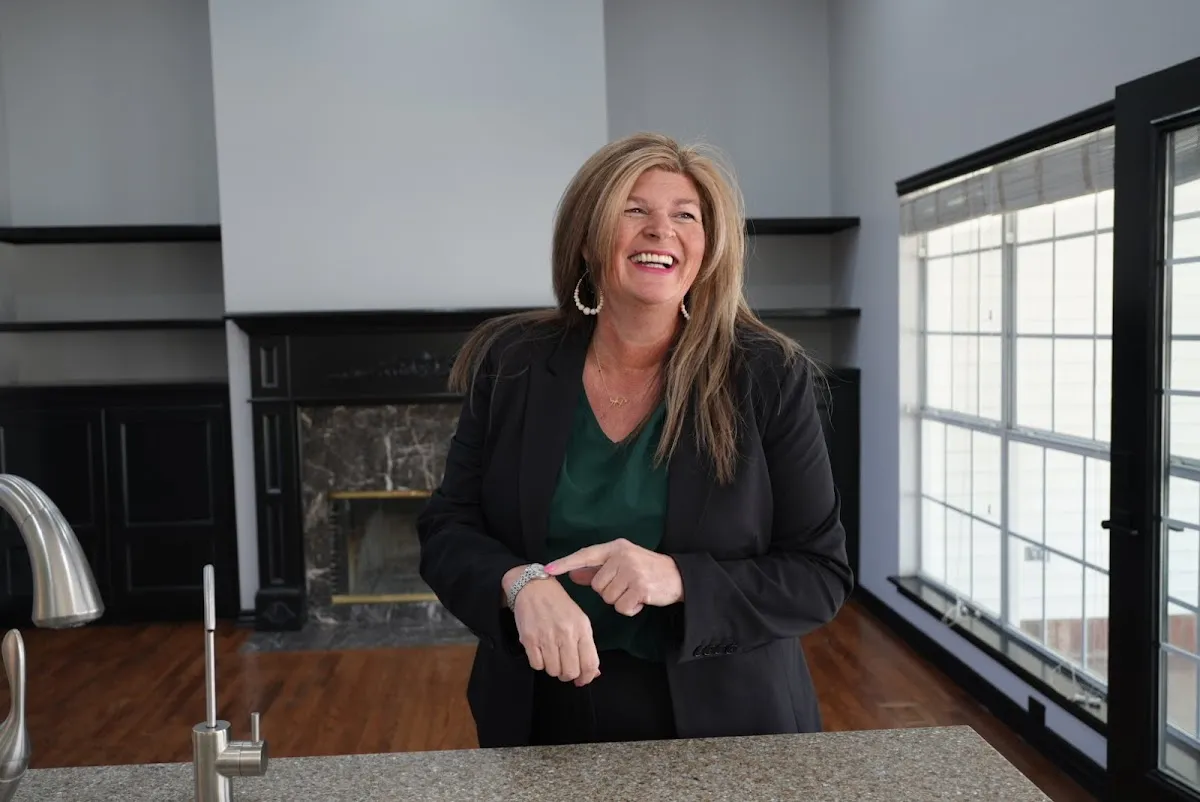 Click or Call Kelli Wall