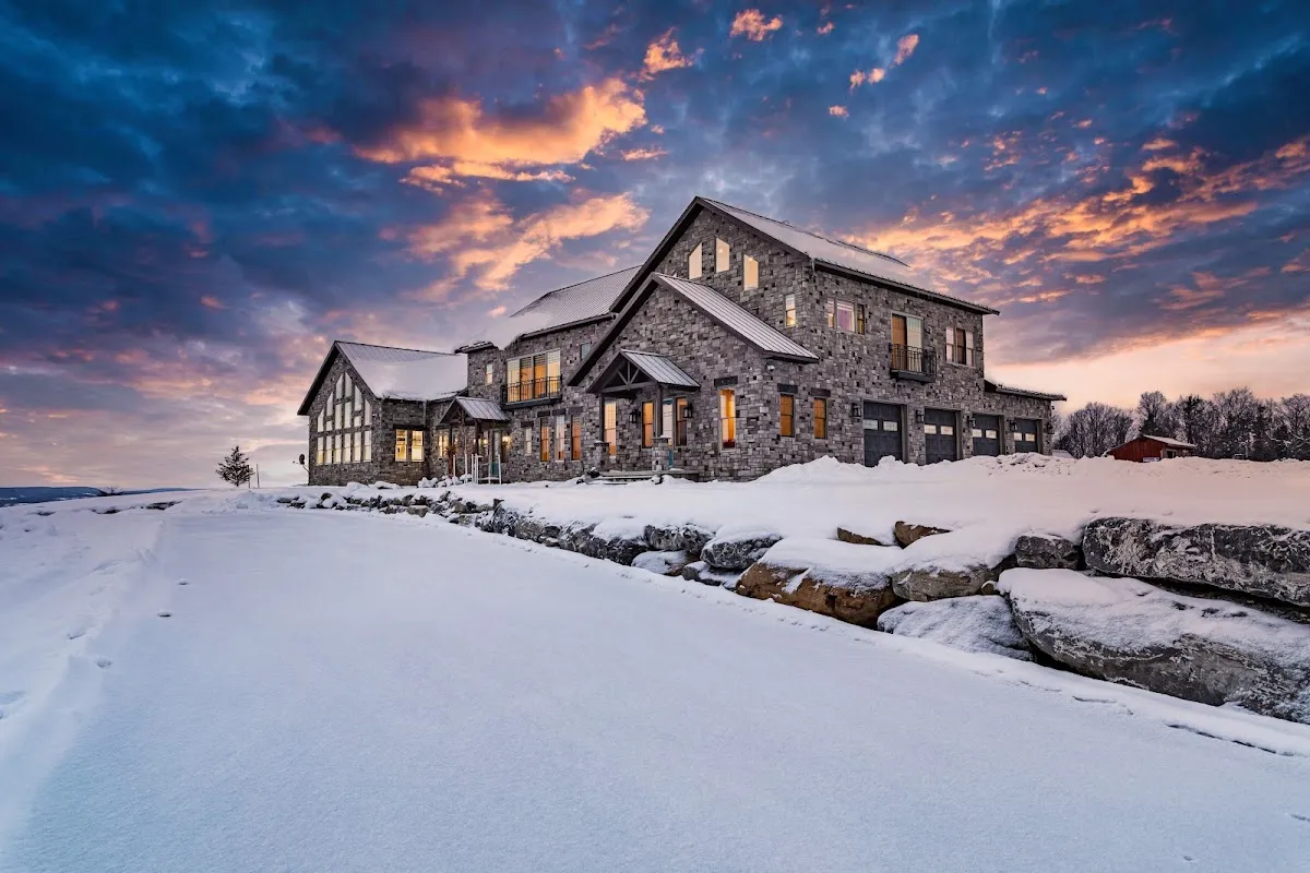 Red Fox Stables & Resort