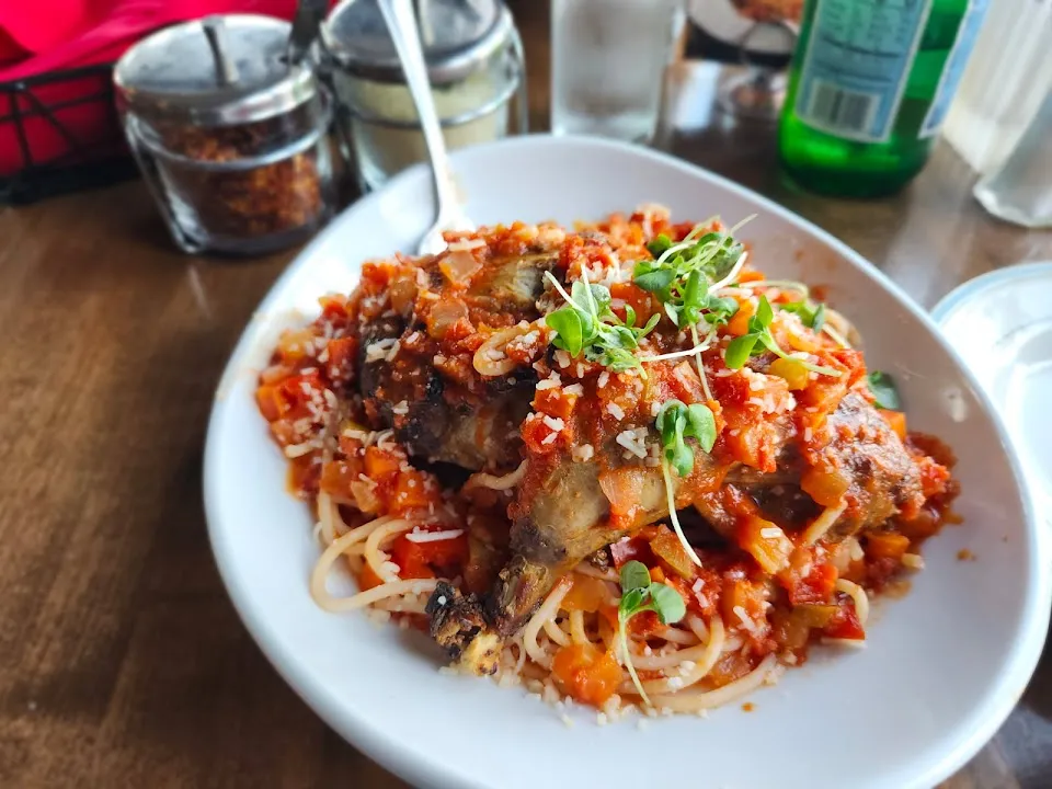 Enzo's Bistro and Bar